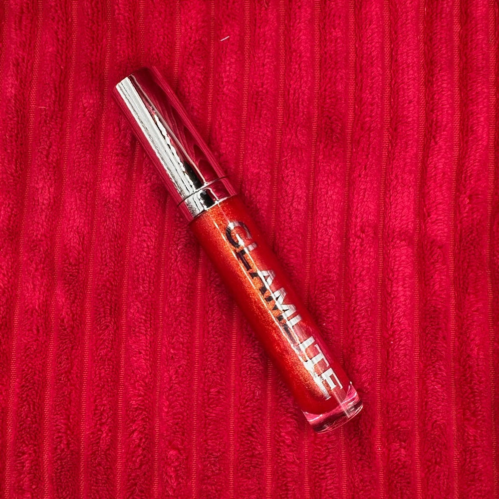 Glamlite Strawberry Lip Gloss ❤️ - Picture 3 of 4